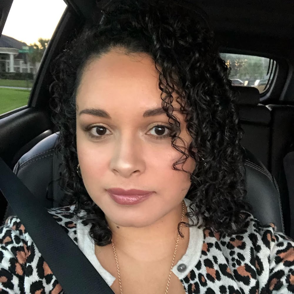 Meet your Posher, Yasmin